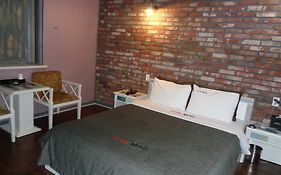 Mac Hotel